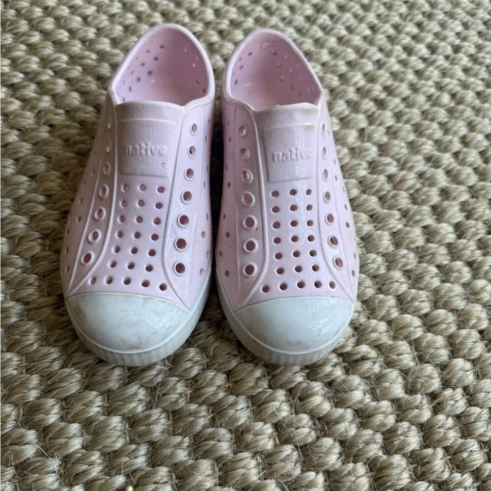 Light pink natives size 12